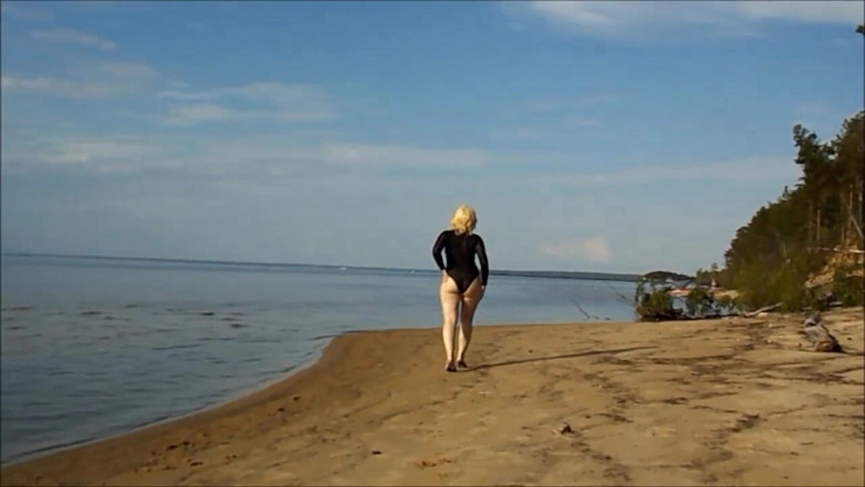 RedRoseRus: Nylonkroppsstrand