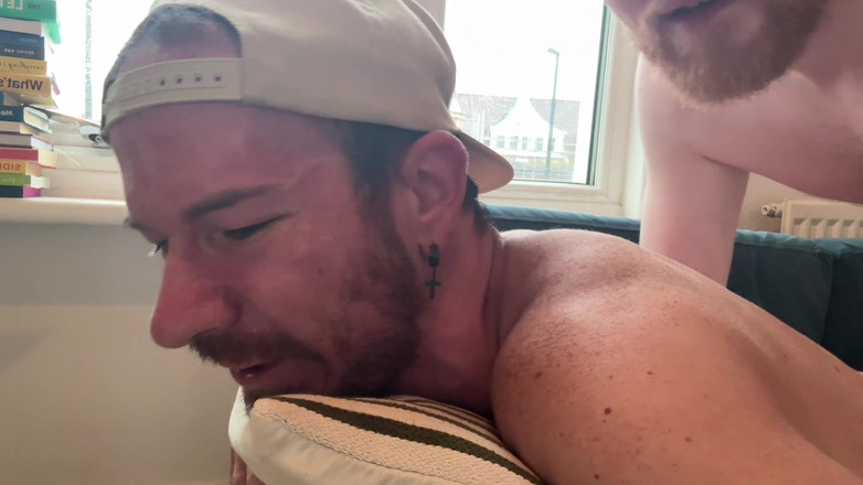 8IncherGinger: Thick 8-inch Top Fucks a Hungry Bottom