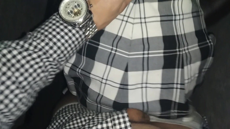 Taboo Room: Taťka ošukal svou nevlastní dceru na posteli rodičů