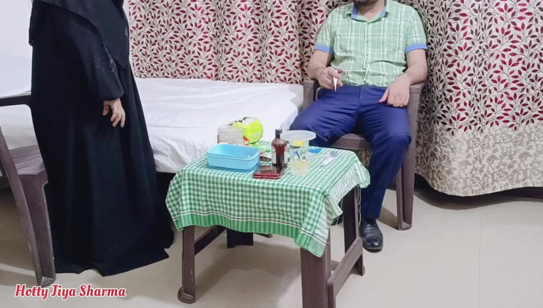 Hotty Jiya Sharmaa: Muslim Women Fucked by the Doctor in Front of Her...