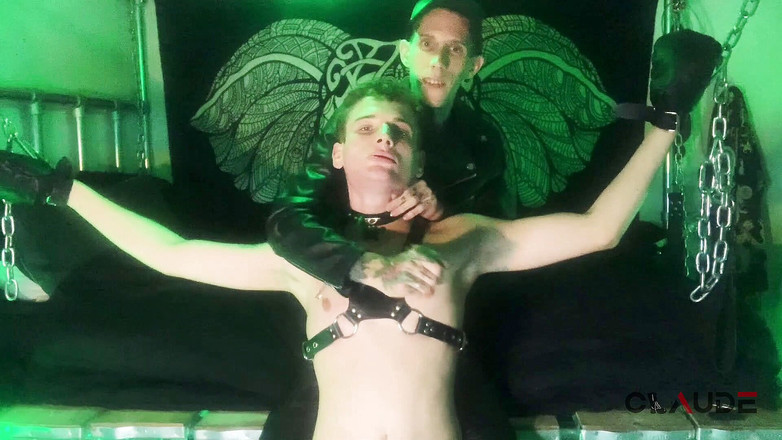 Claude Nikotine: Dechová hra blackout