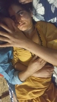 Ik speel met mijn heetste echte vrouw