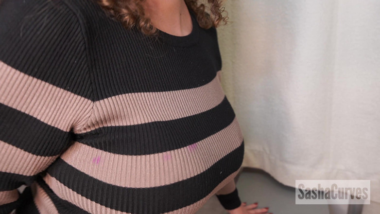 Sasha Curves: 새엄마, 배다른아빠와 계모의 금기 사랑 삼각형