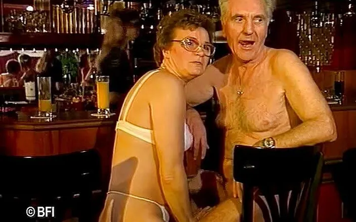Nasty matures and dirty grannies club: Oma bomma part3