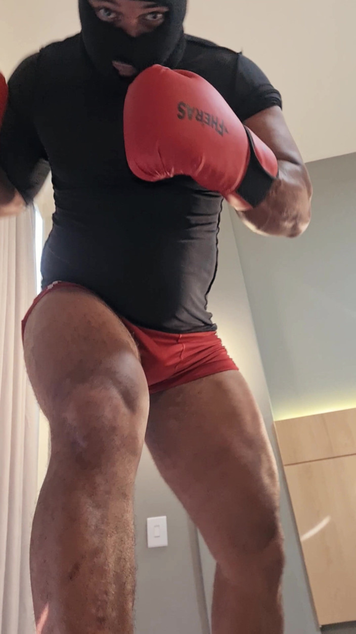 Punchbagplz: (raw Video) Black Titan - POV Heavyweight Boxing Challenge