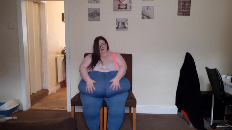 SSBBWLadyBrads: SSBBW jest zbyt gruba na ubrania