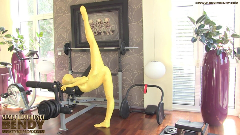 ZentaiDolls: Contortion multi layer spandex kostym i gymmet