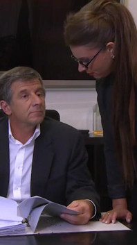 Rachat anal d'une cougar à forte poitrine !
