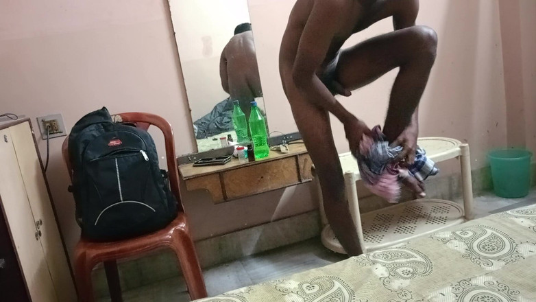 LinearOrnament35: Desi Boy