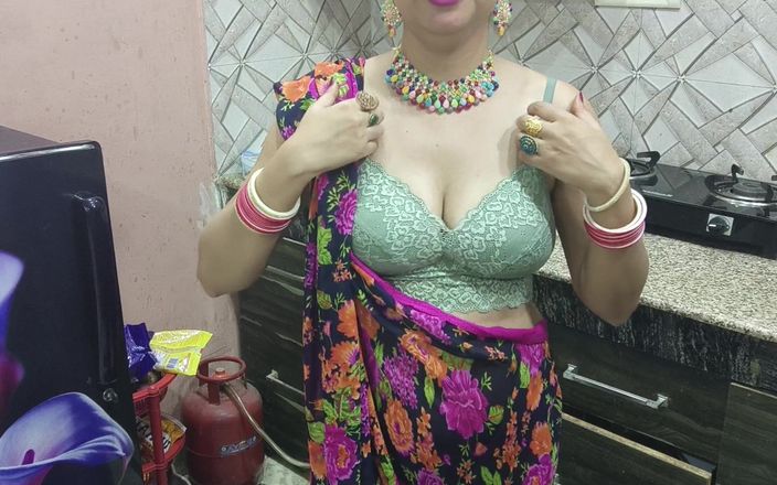Saara Bhabhi: Une bhabhi indienne desi trompe son mari et baise avec...