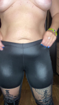 I Have Very Horny Leggens XXX