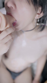 Asian Femboy Sloppy Deepthroat Cumshot