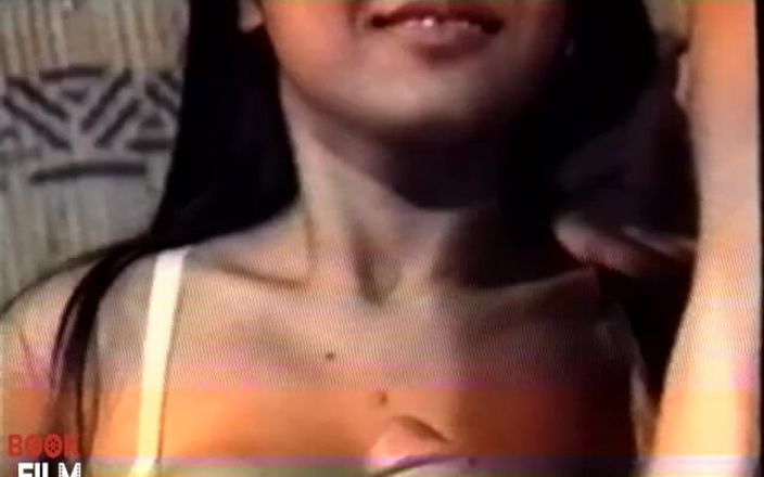 Eboney & Oriental Girls Unleashed: Döl dolu Kawaii Cutie