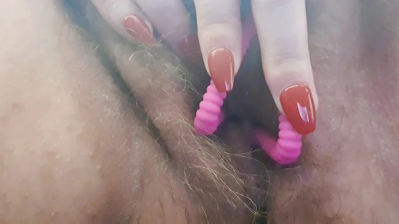 SWEET BIG BEAUTY: BBW Plays with Pussy Then Fucks Herself in The Ass