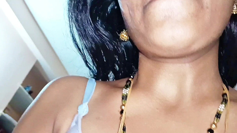 Missjan11: ホットで美しいインドの妻がハズベンドとロマンチックなセックスをしている