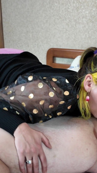 Punk Girl Foxy je ošukaná v růžových punčochách