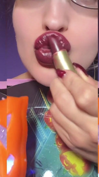Gafas presionadas para tu frente - Asmr en mi clip femme por Findom Goaldigger
