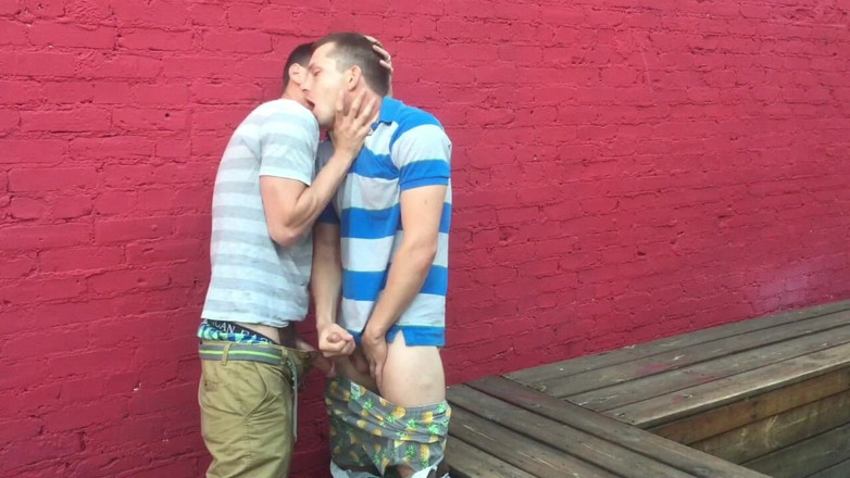 Colby Knox: 在酒吧后面做爱