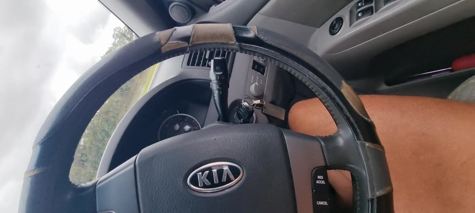 yogiyumyum: У машині