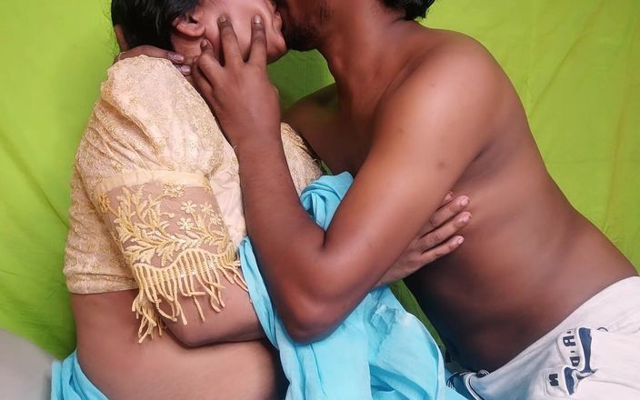 mahihot1: 義理の息子とインドの継母が犯されました。