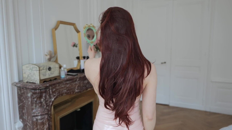 Madelaine_Rousset: Madelaine Rousset - latex, geld, open relaties: de Franse saus