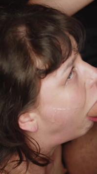 Partito Gangbang La Nostra Coinquilina Mia Stone Doppia Penetrazione E Creampie Facciale