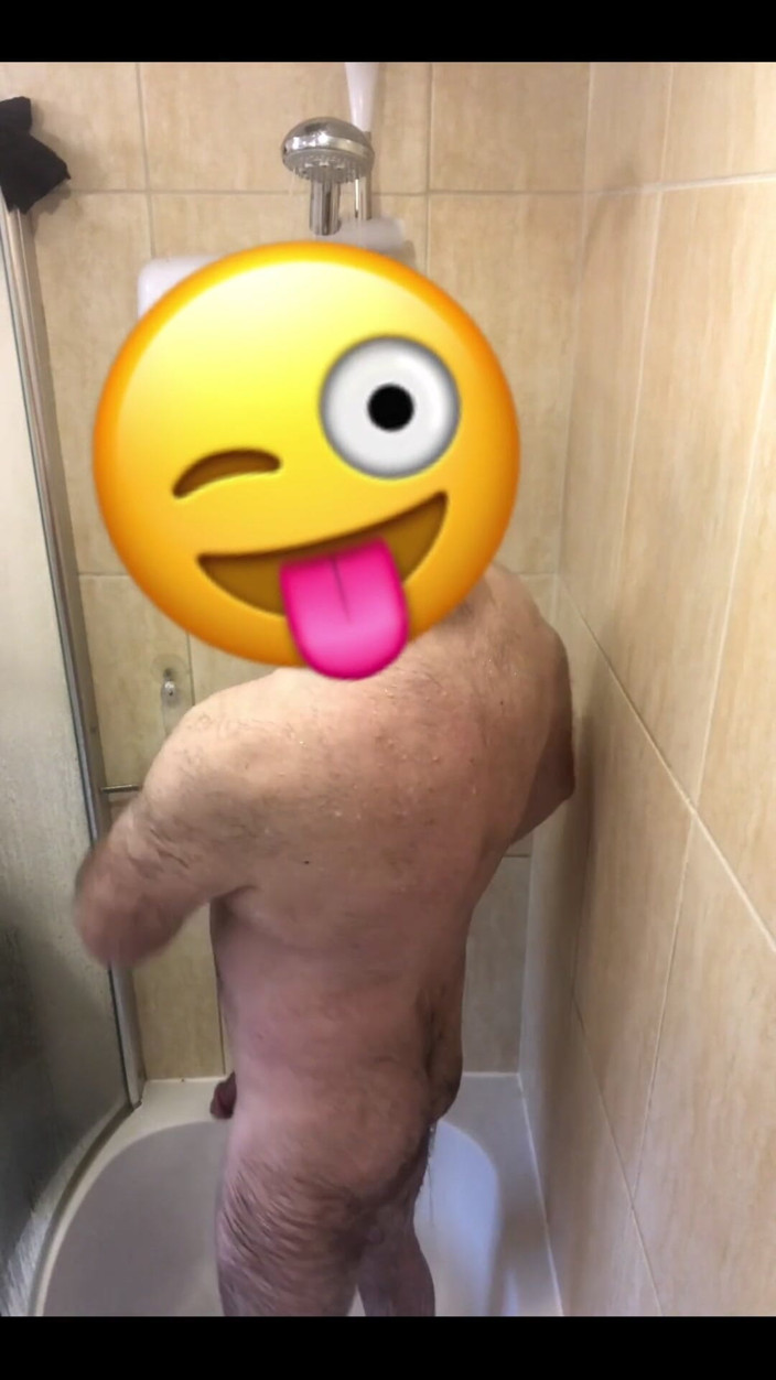 Djdavexxx: Daha fazla ıslak kürk ve yarağımı sallıyorum