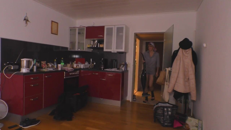 Deutschland porn: Edepsiz Alman ev hanımı - (tam film)