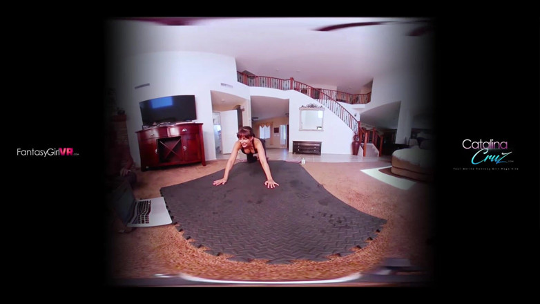 Catalina Cruz VR: Тренировка на йоге с большими сиськами, VR