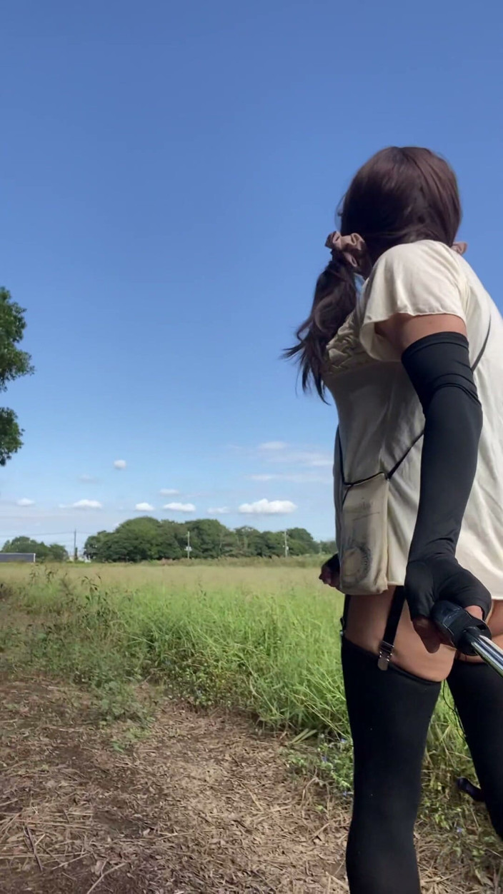 megu2002: No. 331: a Walk Without a Skirt