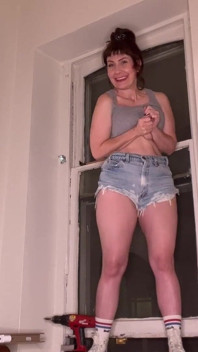 Home Improvement: a Melody Mynx Solo No Make up
