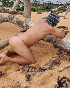 Ladysilvas: Ladysilva, was für ein heißer arsch im höschen am strand