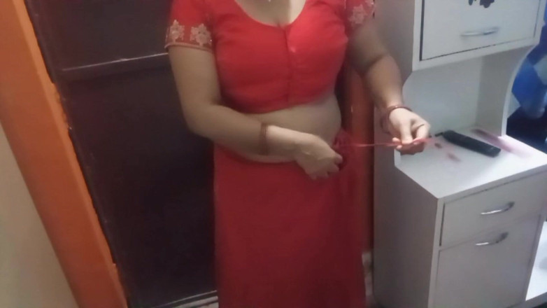 Manjushukla: 로맨틱한 인도 바비