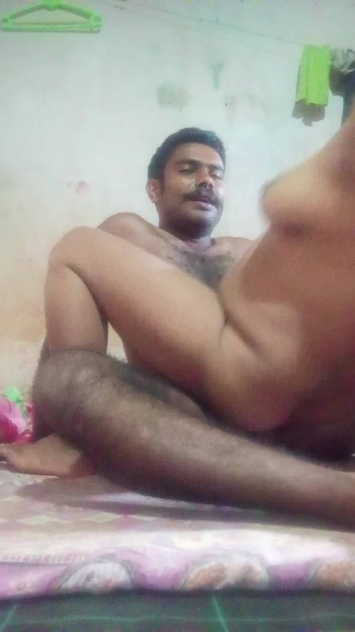 Mridulmadhu: Ehemann, ehefrau desi sex