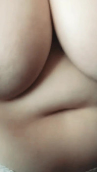 天然巨乳继母amara