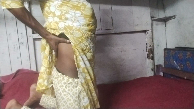 Blackberry World: India Shemale Get Big Hard Sex From the Big Man...