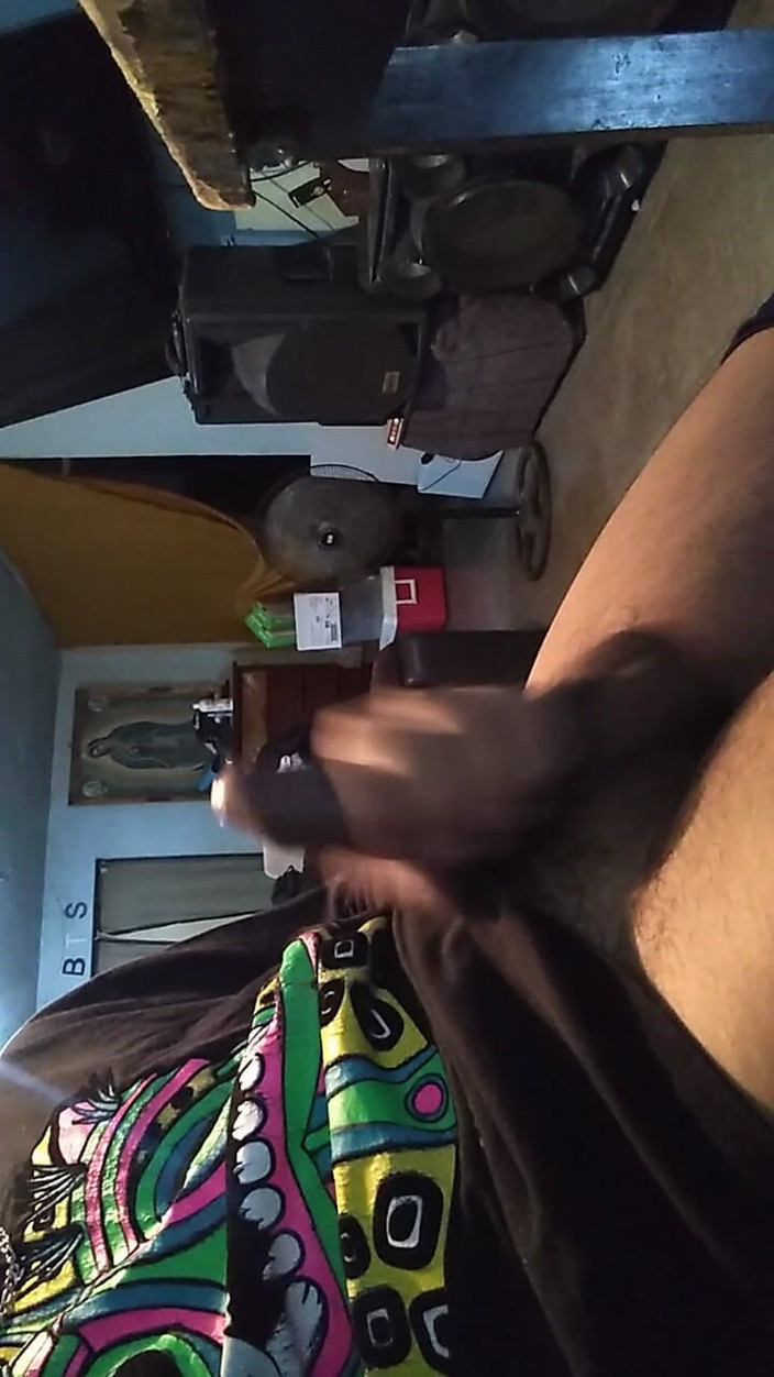 AlexAlejandro13: 我一个人呆着