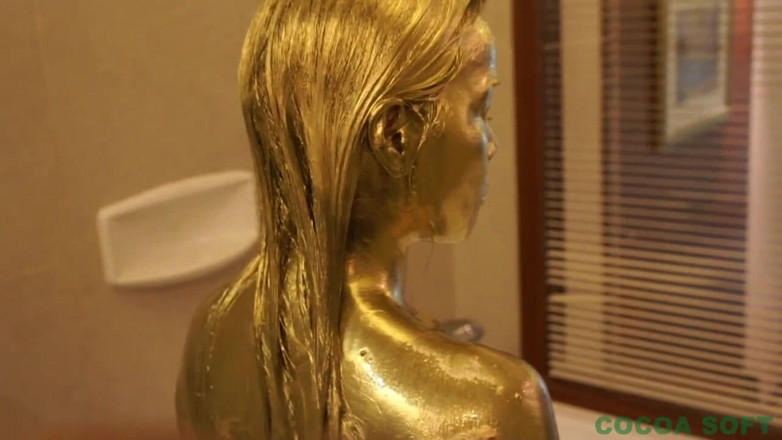Cocoa Soft: This is the 4th in the world metallic body painting series