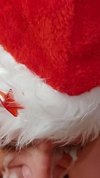 Nejžhavější a nejdrženější babička má na Vánoce žhavá překvapení!