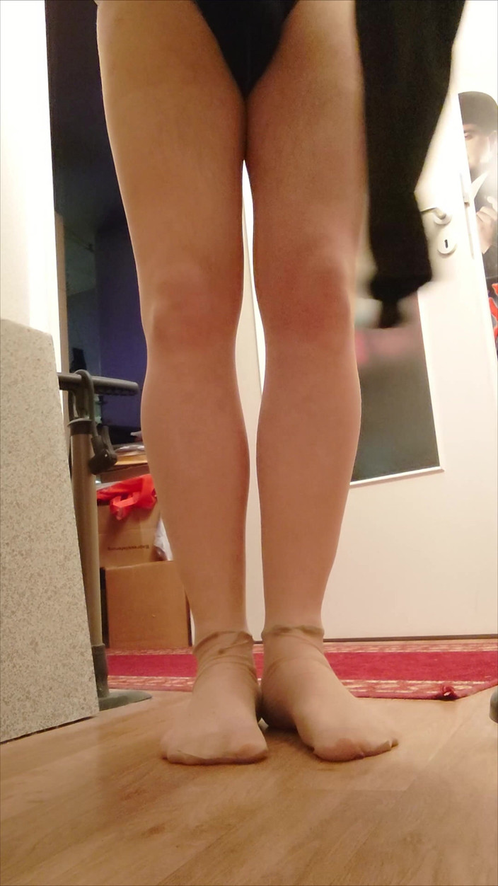 Carmen_Nylonjunge: Recién salido de la compra por la mañana