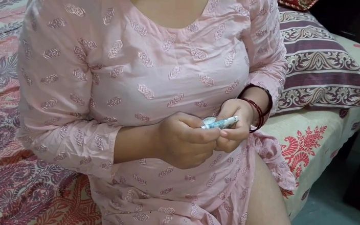 RedQueenRQ: Membangunkan saudara tiriku dan menyetubuhinya menyetubuhi saudara tiri perawanku yang...