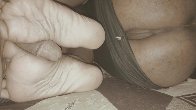 MrRocky: Anjali's Gand Twisted and Landed in Her Feet