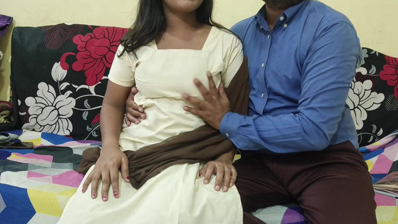 Mumbai Ashu: Une bhabhi randi indienne baise avec le professeur de fac...