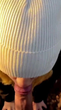 Ik wilde me aftrekken naar mijn stiefzus, maar ze neukte me en ik kwam in haar mond