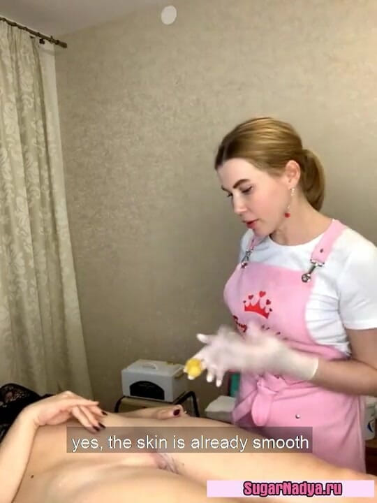 SugarNadya: Video lekce hluboké depilace bikin pro krásnou kundičku