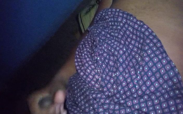 Sweet Indian cock: Foda anal em casa sozinha na masturbação