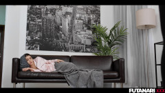 Futanari: Valentina的梦想