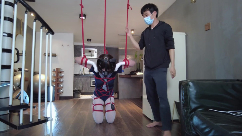 Aisan girl bondage: Mz31 - a Girl Tied and Suspended by a Red Rope...