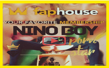 Culopeke: Chlapec roztahuje svůj těsný zadek doširoka