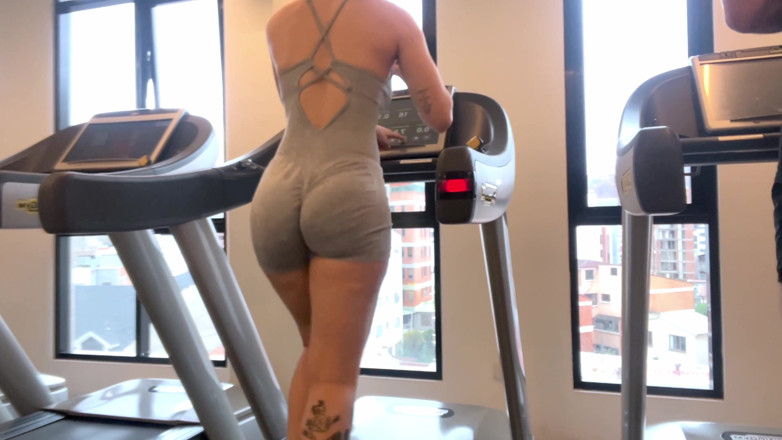 Secret Latina: At the Gym: Fitness Girl with a Big Ass Running...